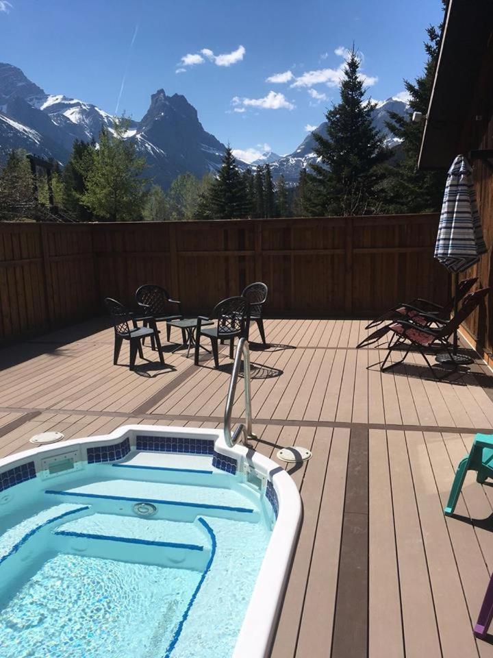Banff Gate Mountain Resort Canmore Exterior foto