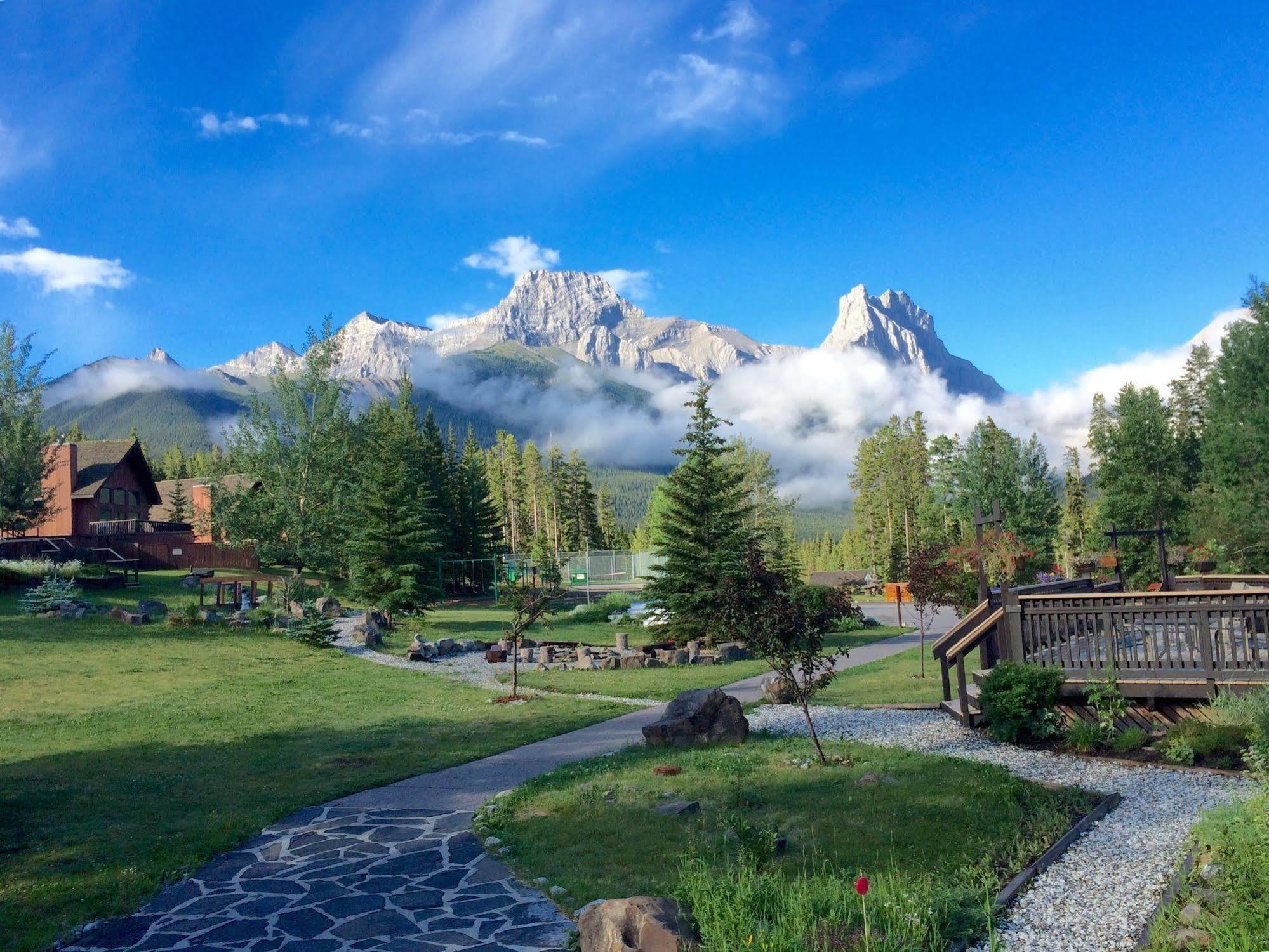 Banff Gate Mountain Resort Canmore Exterior foto